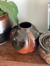 Load image into Gallery viewer, Round Ribbed Black & Rust Brown Glazed Ceramic Pumpkin Shaped Vase / Planter Pot / Vessel
