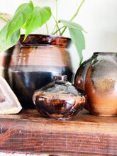 Load image into Gallery viewer, Vintage 1987 Glazed Ceramic Bud Vase: Black & Rust Brown Pottery