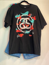 Load image into Gallery viewer, RARE Vintage Stüssy Double S Birds Graphic Black T-Shirt / 80s 90s 2000s Graphic Tee
