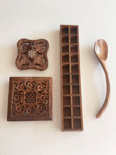 Load image into Gallery viewer, Vintage Carved Teak Wood Trivet with Honeycomb Center
