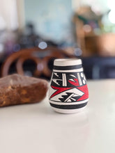 Load image into Gallery viewer, Small White/Black/Red Tribal Mexican Ceramic Vase
