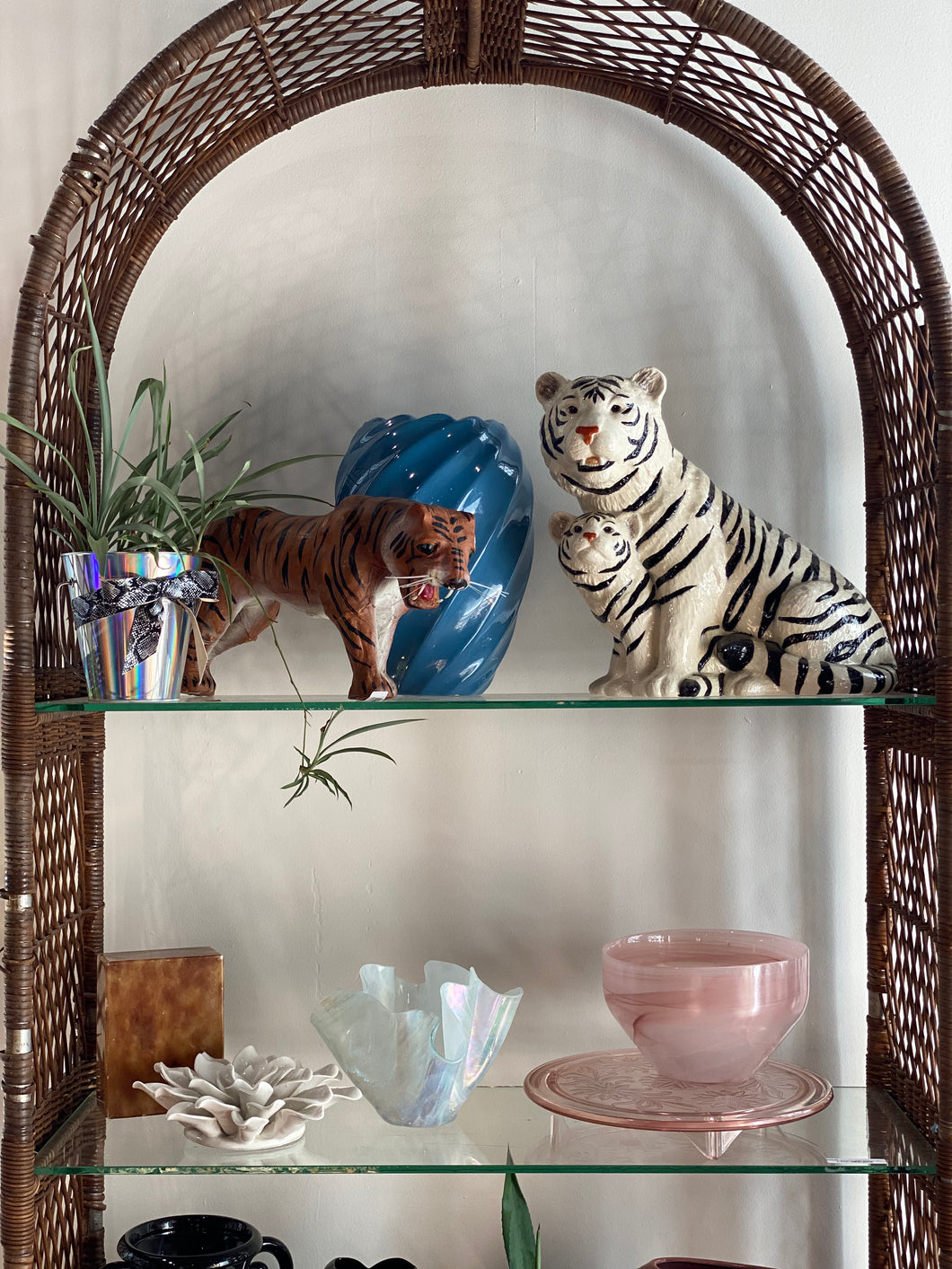 Vintage Porcelain White Tiger & Cub Sculpture