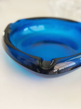 Load image into Gallery viewer, Vintage Cobalt Blue Triangle Glass Candy Dish / Catch All Tray / Ashtray
