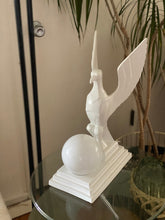 Load image into Gallery viewer, Art Deco Revival Eagle Bird Porcelain Table Lamp
